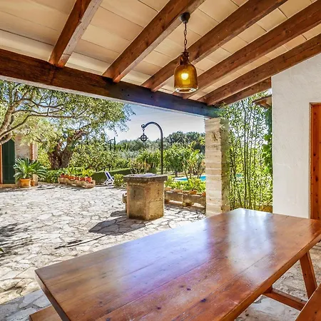 Traditional 3 Bedrooms Rellafonta Mountain Views Short Drive To Town Villa