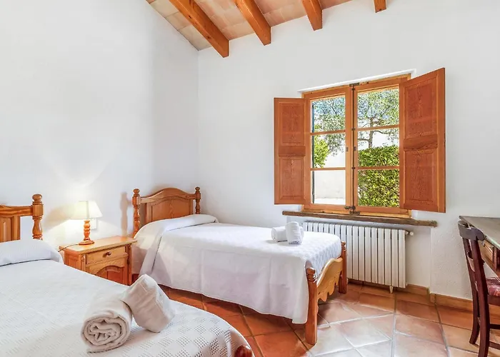 Traditional 3 Bedrooms Rellafonta Mountain Views Short Drive To Town&beach Villa *