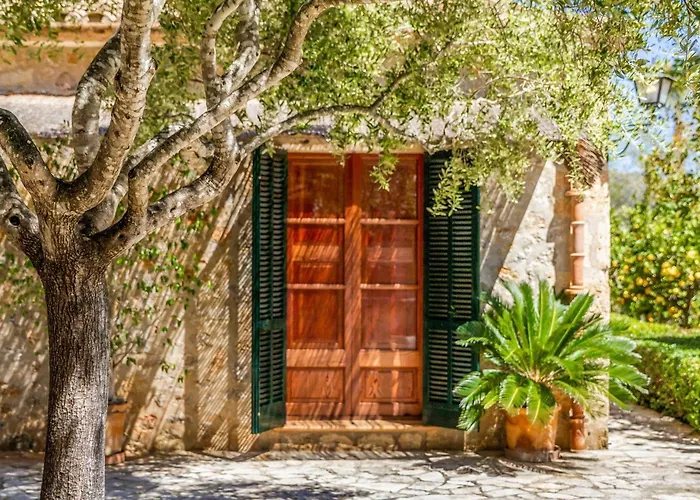 Traditional 3 Bedrooms Rellafonta Mountain Views Willa