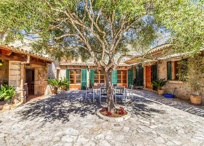 Willa Traditional 3 Bedrooms Rellafonta Mountain Views